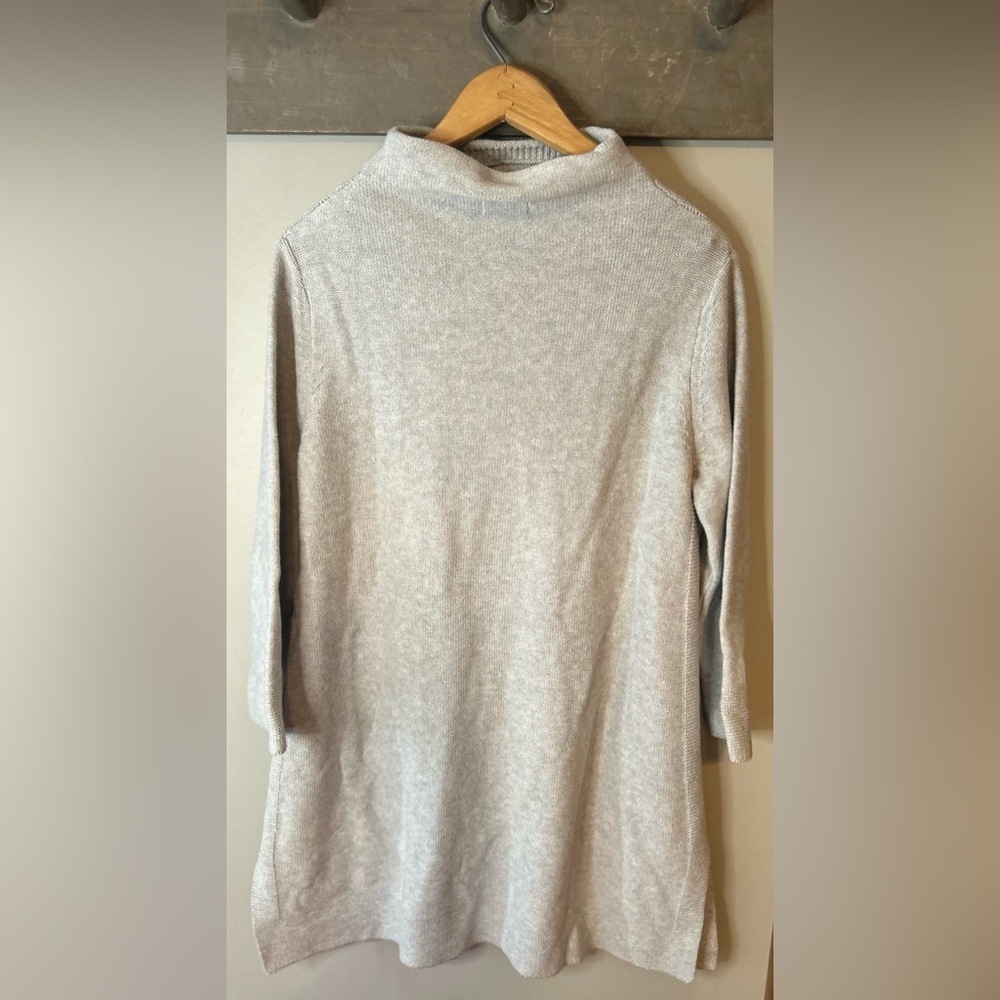 ✌️4 for $20✌️ Minimal tunic length sweater - Picture 9 of 13